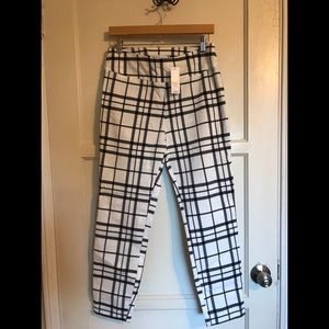 New York & Co. Medium. Black & White windowpane ankle pants